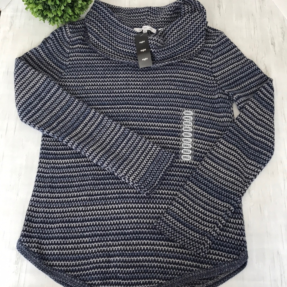 New Eight Eight Eight  pullover sweater